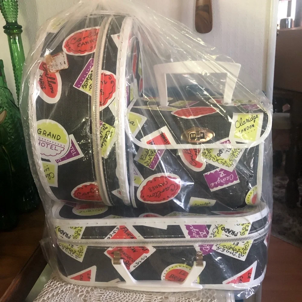 Vintage Kids Play Luggage Set